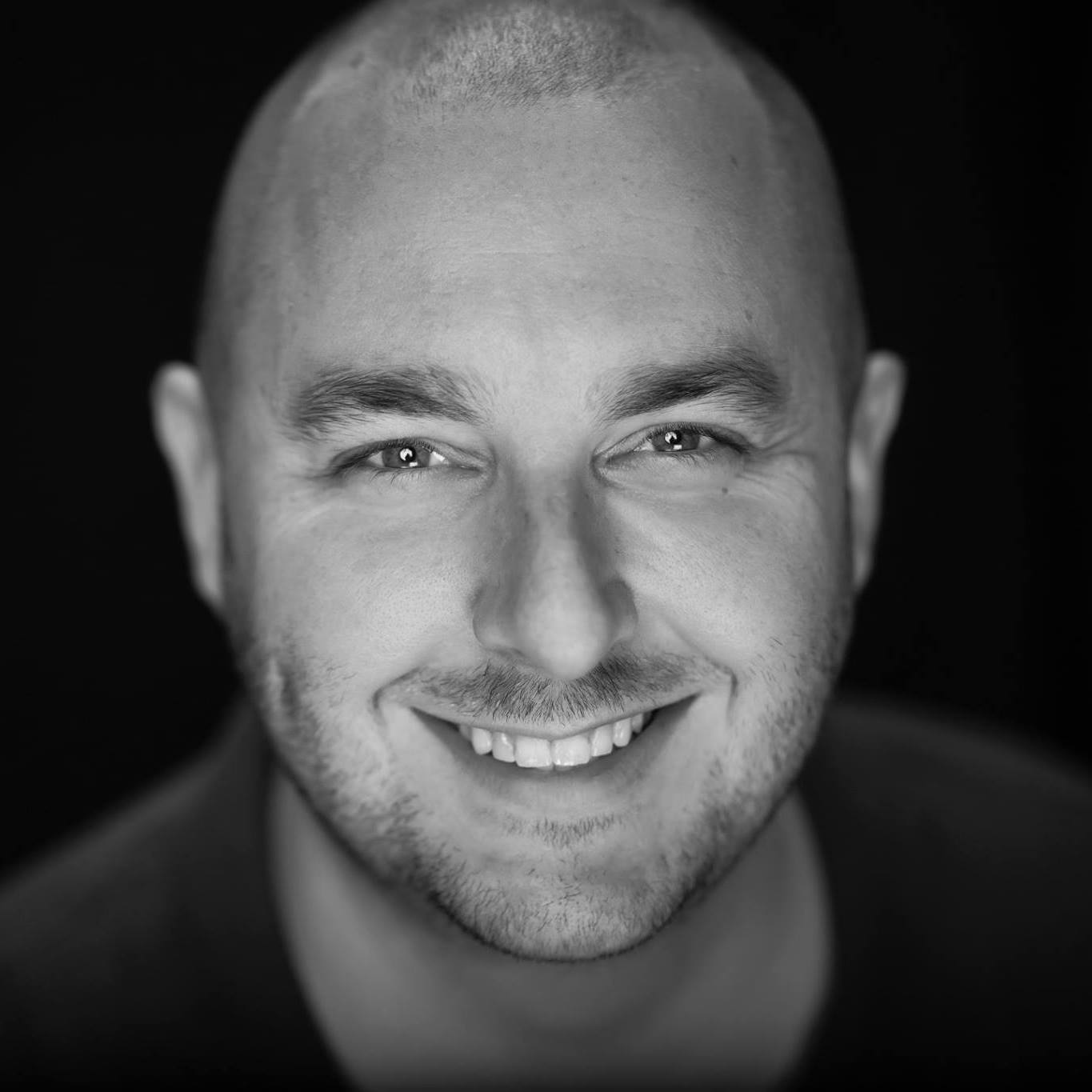 Black and white headshot of Sean Wytrwal of J&S Photography in Massachusetts